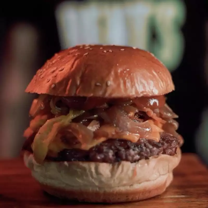 Hambúrguer Delivery em Juiz de Fora: Bent's Burger